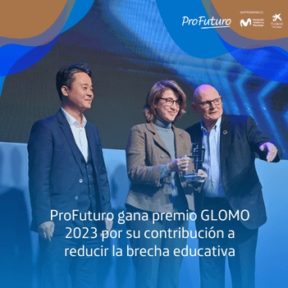 Nuestro programa de educación digital gana el premio GLOMO 2023